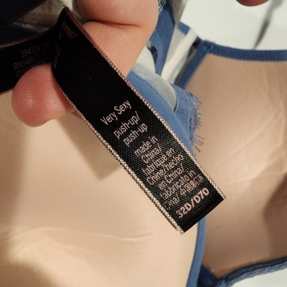 Victoria's Secret Front Clasp Very Sexy Pushup Bra Tie Dye Lace Floral Strappy - Picture 10 of 10